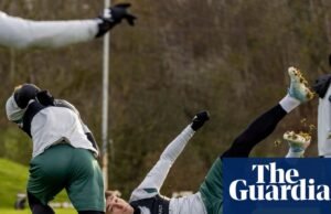 ‘Carregue como o Zaire em 74’: como os jogadores de futebol realmente treinam para bolas paradas