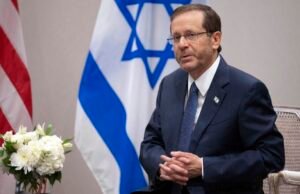 O primeiro-ministro Anthony Albanese convida o presidente israelense Isaac Herzog para visitar a Austrália
