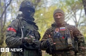 Atraídos por ofertas de emprego lucrativas, mas enviados para a linha de frente