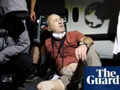 Os EUA viram um aumento na violência contra jornalistas sob Trump, diz relatório US News