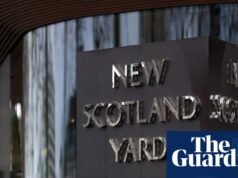 A polícia espionou um grupo formado para expor irregularidades no Met, ouvindo o inquérito. polícia secreta e policiamento