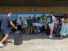 Agricultores gregos continuam o bloqueio nacional em protesto contra atrasos no financiamento