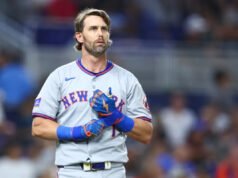 O Mets supostamente trocou o duas vezes segunda base All-Star Jeff McNeil pelos A’s enquanto a rotatividade do elenco continua