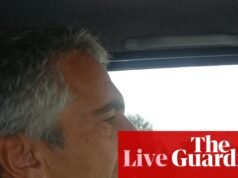 Novo lote de arquivos de Epstein divulgado inclui mais menções a Trump – US Politics Live | Notícias dos EUA