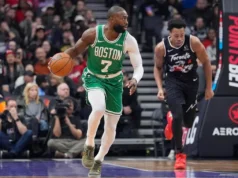 O escaldante Boston Celtics visita o Milwaukee Bucks sem Giannis Antetokounmpo