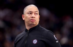Tyronn Lue, do Clippers, nega relatos de que não conversa com Chris Paul há várias semanas