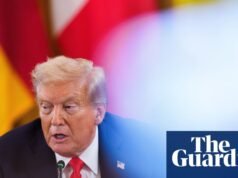 Administração Trump convoca quase 30 diplomatas de carreira de todo o mundo administração Trump