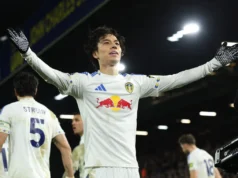 Tanaka é um talismã enquanto o Leeds luta pelo empate com o Liverpool