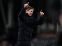 Oliver Glasner não se deixa levar pela posição elevada do Crystal Palace