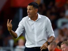 Jeonbuk anuncia aposentadoria do técnico vencedor do título Poyet