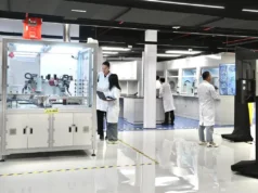 ChemLex da China revela laboratório de descoberta de medicamentos alimentado por IA e operado por robôs em Cingapura