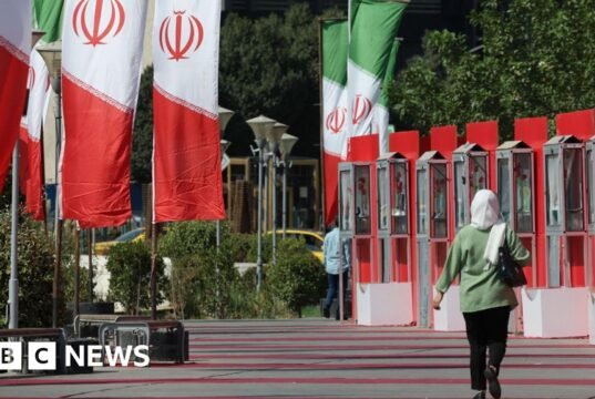 Os Estados Unidos expulsaram um segundo lote de cidadãos iranianos, dizem autoridades