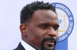 Darius McCrary, estrela de ‘Family Matters’, é libertado da custódia em meio a problemas legais