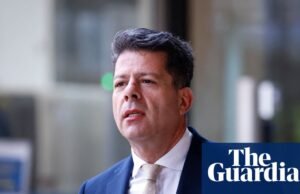 O ministro-chefe de Gibraltar fez uma intervenção “horrível” para salvar um amigo da polícia. Gibraltar