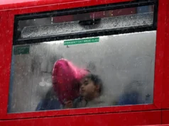 Chuvas fortes e ventos fortes podem causar interrupções nas viagens entre a Irlanda e o Reino Unido