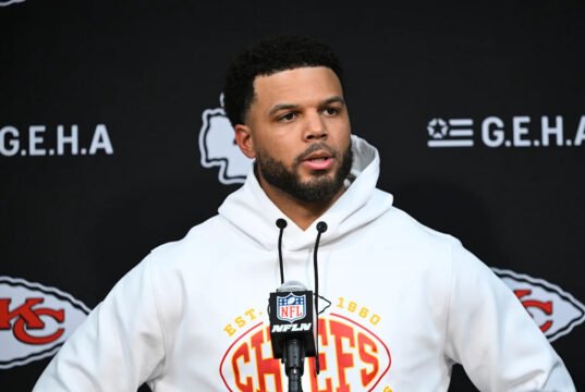 Apostas e probabilidades na NFL no dia de Natal de 2025: Kansas City Chiefs são os maiores azarões em casa desde 1977 contra Broncos