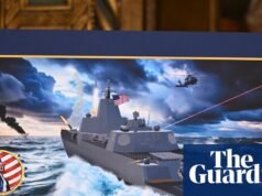 Resumo das notícias de Trump: o presidente quebra a tradição de nomear novos navios de guerra com seu próprio nome, administração Trump