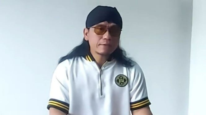 6752a9b60a149-gus-miftah-mundur-sebagai-utusan-khusus-presiden_665_374.jpg