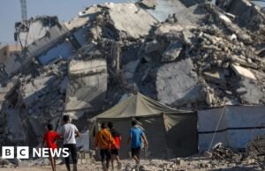 Uma menina de três anos foi morta pelas forças israelenses em Gaza, dizem fontes locais