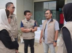 Acelerando a recuperação das vítimas de desastres, MIND ID envia 3 caminhões com remédios para Aceh e Sumatra