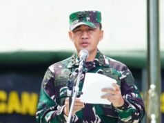 Transferência de 187 oficiais de alta patente do TNI O comandante, chefe do Centro de Informação Pública e comandante da Divisão 2 Kostrad foram substituídos
