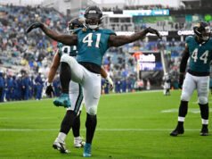 Daniel Jones se machucou na 11ª vitória consecutiva do Jaguars em casa contra os Colts, por 36-19