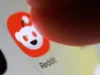 Reddit começa a testar perfis verificados para aumentar a transparência