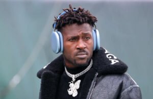 Antonio Brown supostamente espera que a acusação de tentativa de homicídio seja rejeitada, citando a lei ‘Stand Your Ground’ da Flórida