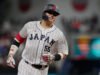 A estrela japonesa Munetaka Murakami supostamente concorda com um contrato de 2 anos e US$ 34 milhões com o White Sox