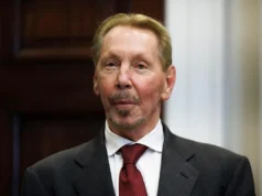 Larry Ellison promete US$ 52 bilhões para apoiar a compra da Warner Bros pela Paramount.