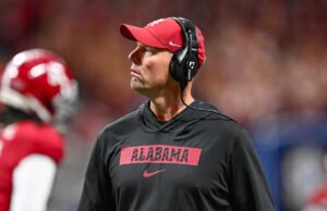 5 treinadores que poderiam substituir Sharon Moore em Michigan