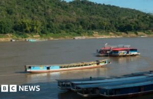 Gritos por ajuda e pânico enquanto turistas são resgatados de afogamento fatal