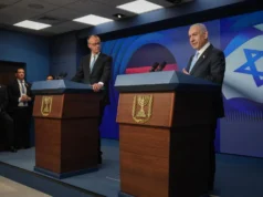 O primeiro-ministro israelense, Benjamin Netanyahu, diz que planeja se reunir com o presidente Trump em breve para discutir a segunda fase do plano para Gaza.