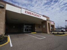 Provedores de saúde rurais podem sofrer danos colaterais devido à taxa de visto Trump de US$ 100 mil