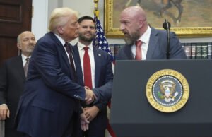 Sheil é o principal oficial da WWE nos dias de Trump após a luta de outra lenda