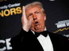 Trump diz que sua economia é perfeita, que se danem os fatos