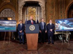 Trump encontrou um novo brinquedo caro para colocar em sua marca idiota