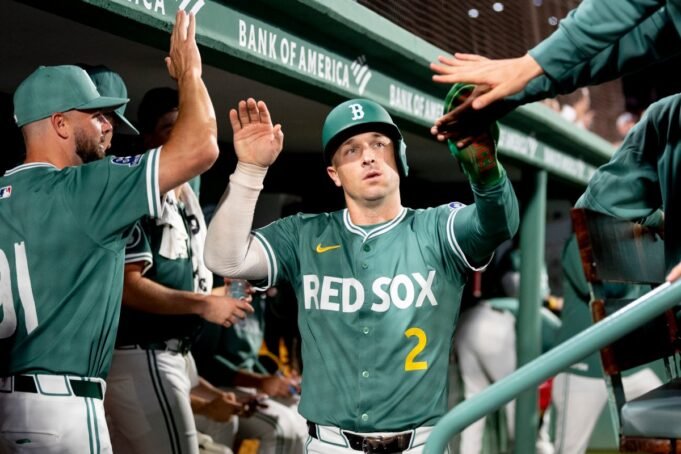 Alex-Bregman-2.jpg