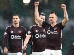 O Hearts ficou três pontos à frente do Celtic na disputa pelo título escocês após a vitória