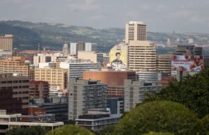 Onze pessoas, incluindo três crianças, foram mortas em tiroteios em bares na África do Sul