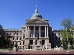 Trump emite novo alerta sobre redistritamento republicano em Indiana