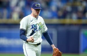 Os Rays solicitaram US $ 12 milhões para o arremessador estrela assinar com os Blue Jays em vez dos Dodgers