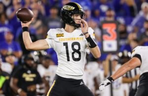Como assistir Western Kentucky x Southern Miss: transmissão ao vivo New Orleans Bowl, canal de TV