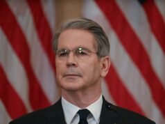 Americanos receberão reembolso de até US$ 2.000 no próximo ano: Scott Besant