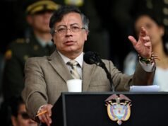 Presidente colombiano compartilha vídeo de supostas vítimas de ataque aéreo dos EUA