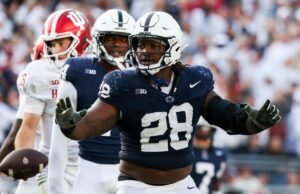Penn State sofreu um grande golpe no início do Pinstripe Bowl contra Clemson