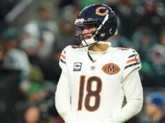 Caleb Williams, do Bears, sofreu um tackle preocupante antes do confronto dos Packers