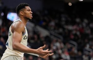 Giannis convocou uma reunião de equipe com companheiros de equipe do Bucks em meio a rumores comerciais explosivos