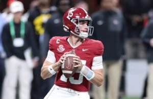 Ty Simpson, Alabama, recebe aviso claro das lendas do Crimson Tide antes do CFP
