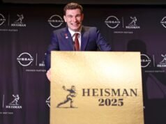 Fernando Mendoza prestou homenagem sincera à sua mãe após vencer o Heisman
